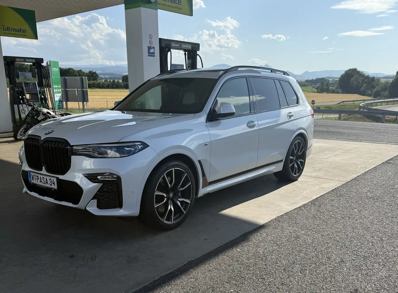X7xDrive30d Aut. M-Paket *1 Jahr Garantie* 7 Sitzer