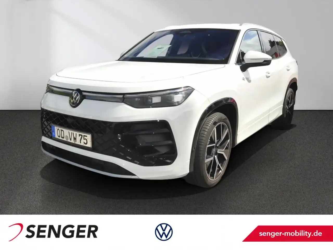 TayronR-Line 2,0 l TDI SCR 4MOTION Panorama LED