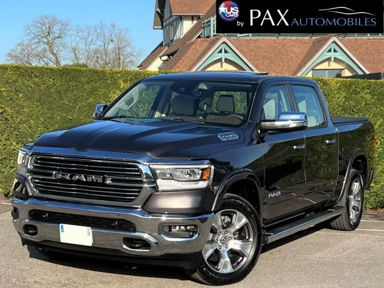 RAM1500 5.7 V8 390 HEMI CREW CAB LARAMIE