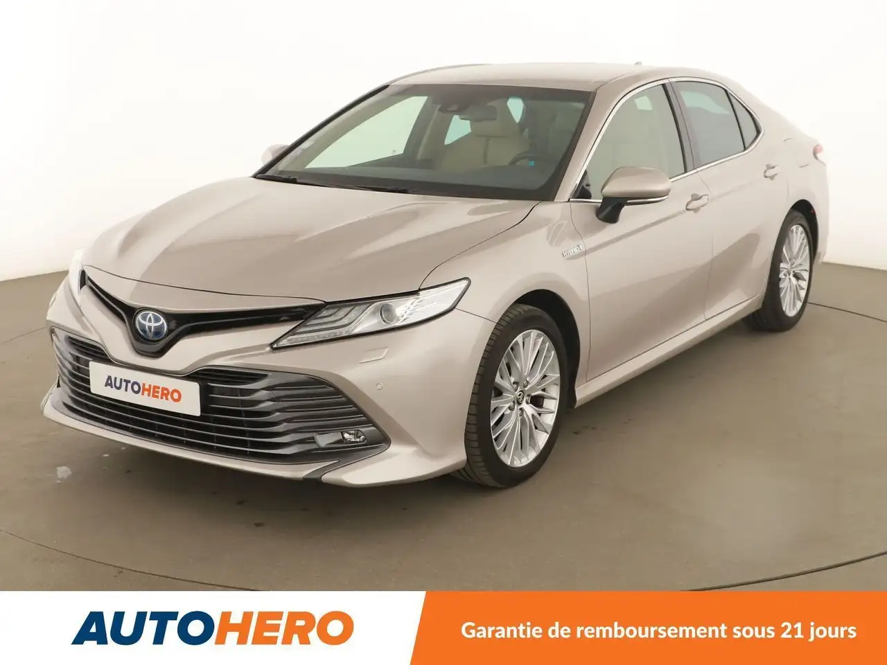 Camry2.5 Hybrid 2WD Design