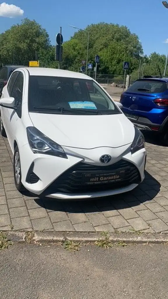 Yaris-1.HD-KLIMA-KAMERA-Inspektion neu-GARANTIE