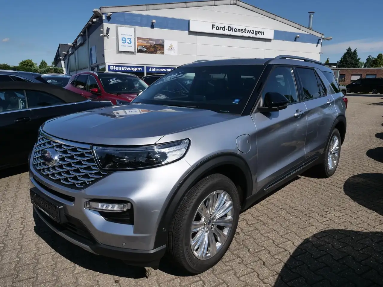 ExplorerPlatinum Plug-in-Hybrid 4x4 Voll m.AHK