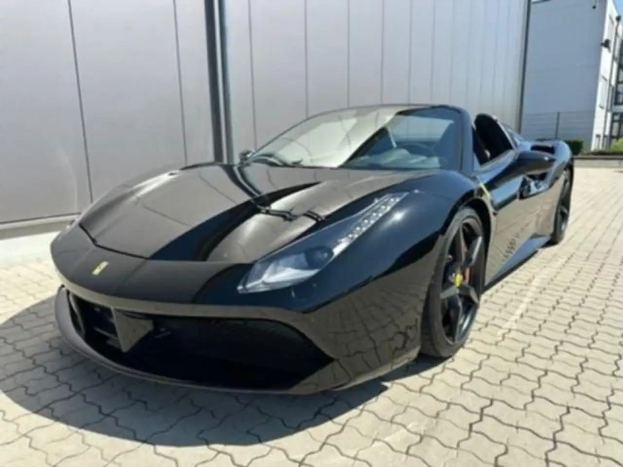 4883.9 V8 DCT
