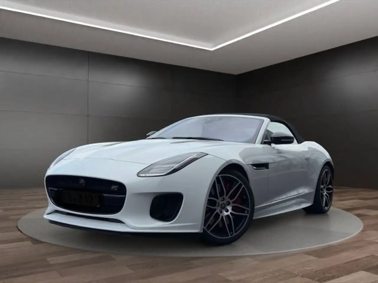 F-TypeF-TYPE 3.0 L V6 Chequered Flag NAVI, KESSY, RFK
