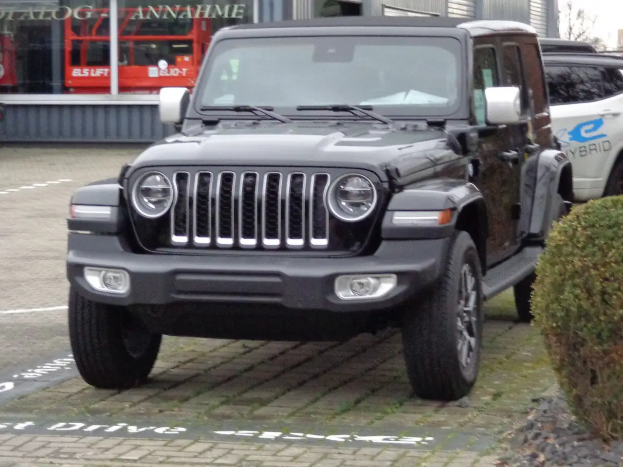 WranglerUnlimited PHEV Sahara MY22