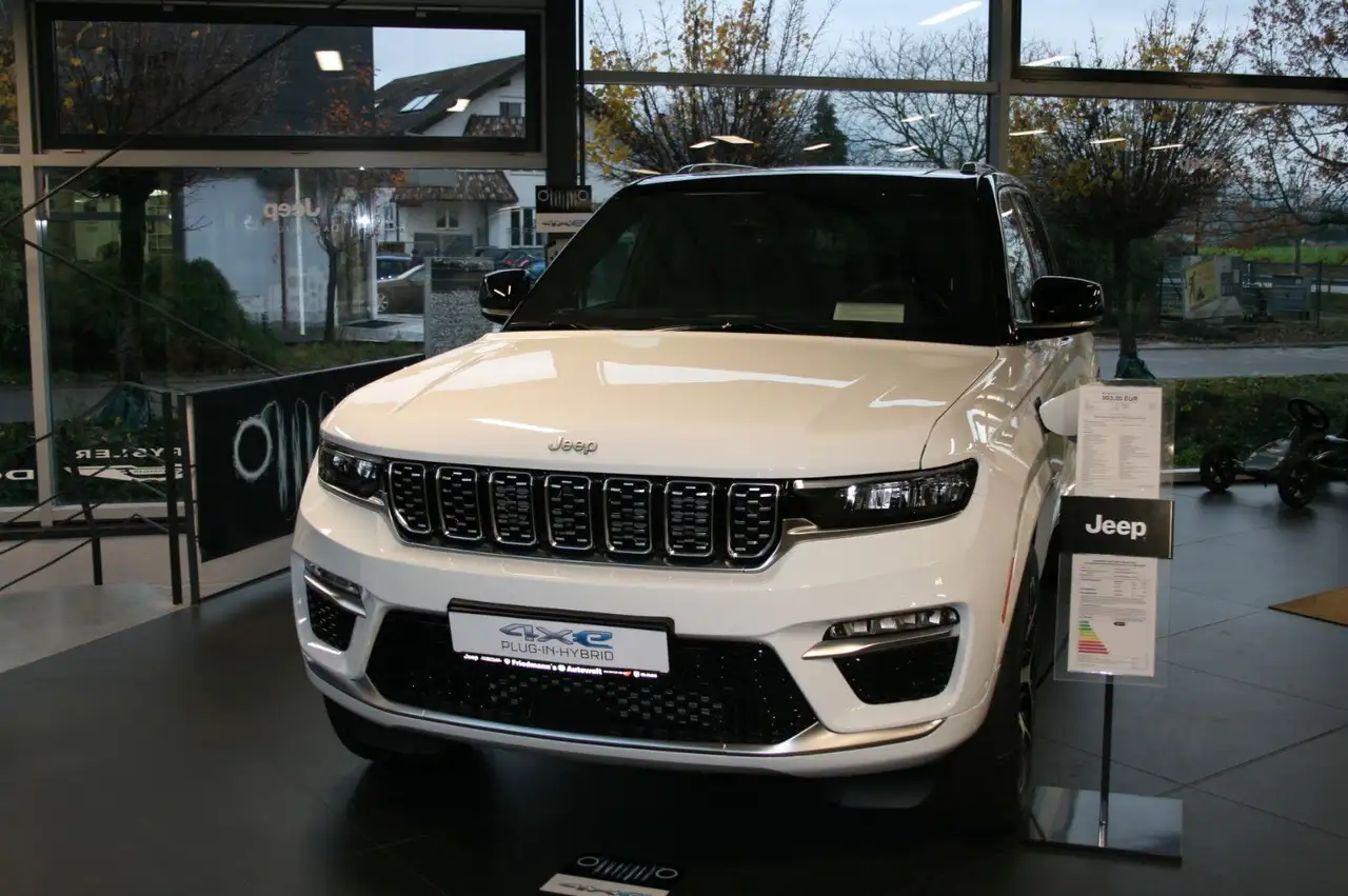 Grand Cherokee4xe Summit Reserve