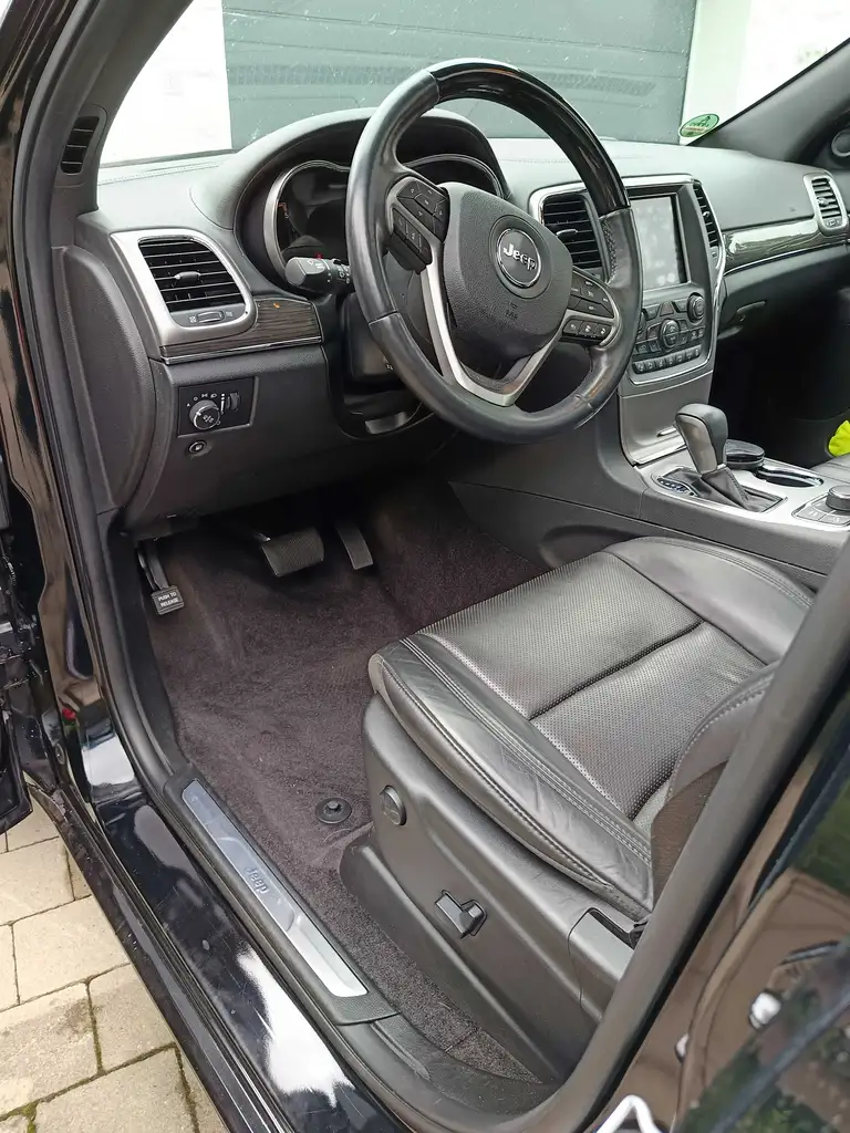 Grand CherokeeGrand Cherokee 3.0 V6 Multijet 4WD Automatik Overl