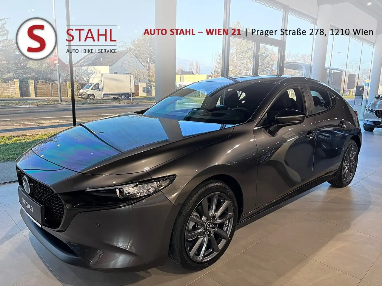 3Mazda3 e-Skyactiv-G140 Centre-Line Aut. AUTO ST...