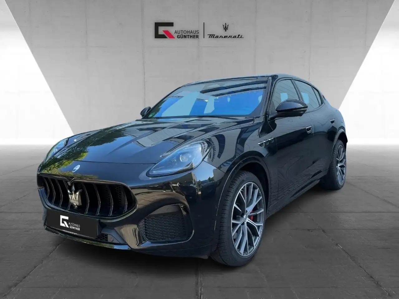 GrecaleModena 2.0 HYBRID/MHEV AWD 330PS MY23