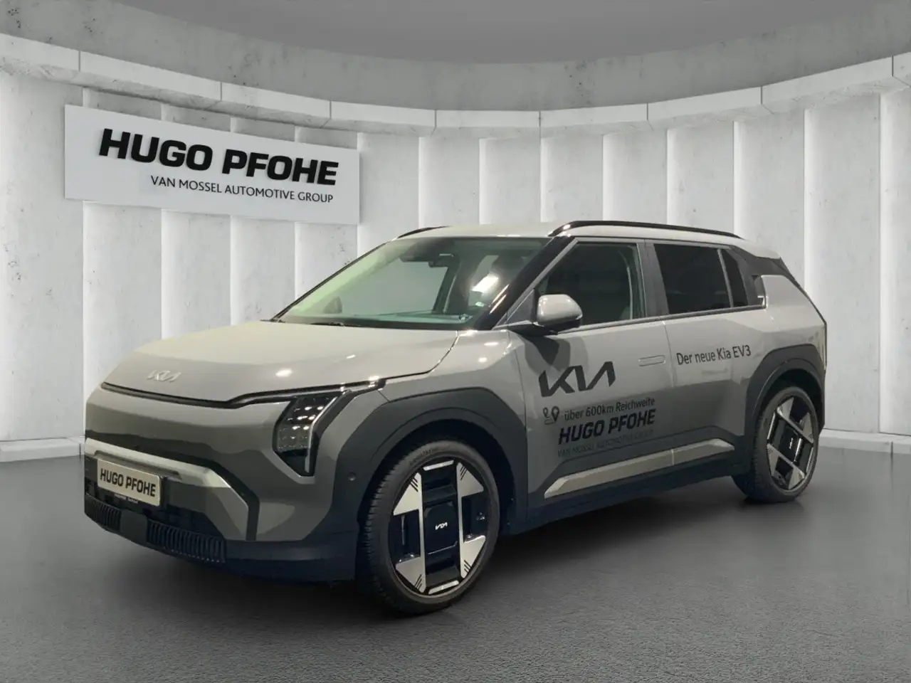 EV3Earth 81 kWh 150 kW Front