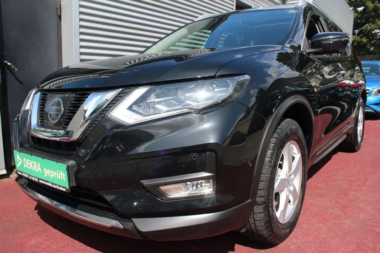X-TrailX-TRAIL 1.6 TEKNA PANORAMA NAVI LEDER AHK 7Sitze