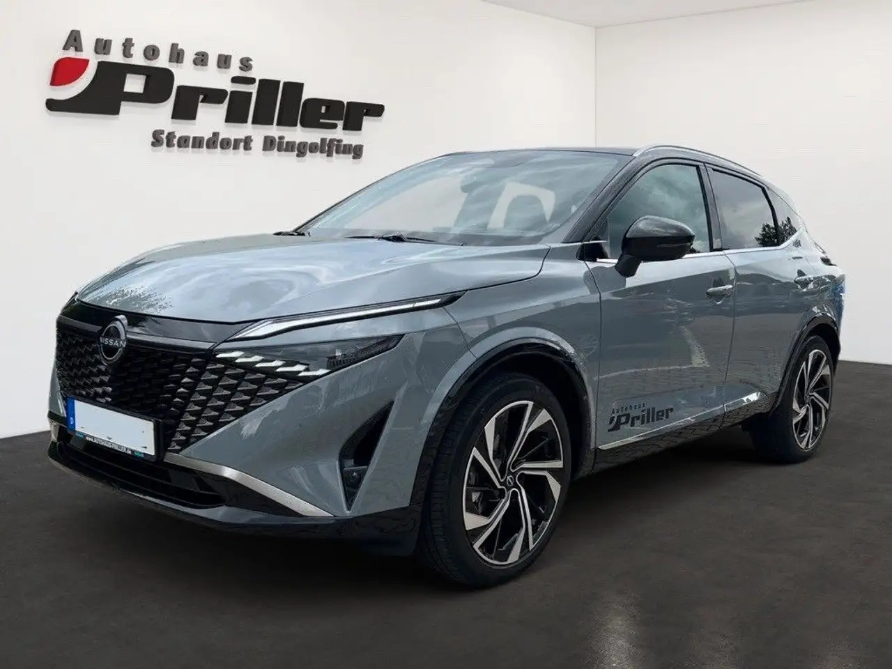 Qashqai1.3 DIG-T 158PS Xtronic Tekna+/Bose/LED