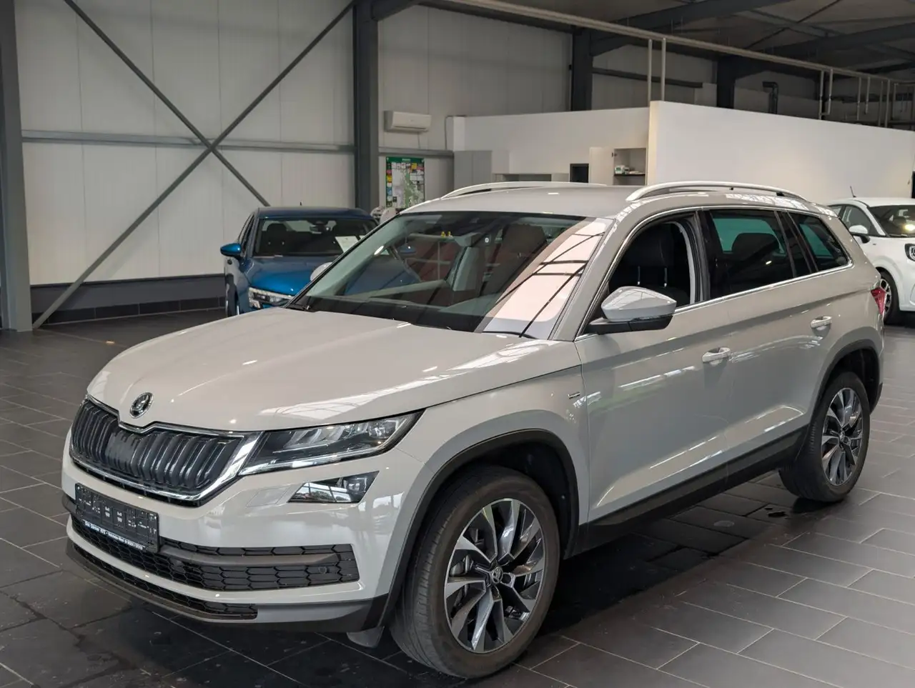 Kodiaq2.0 TDI 4x4 DSG Drive 125 8-fach AHK PDC