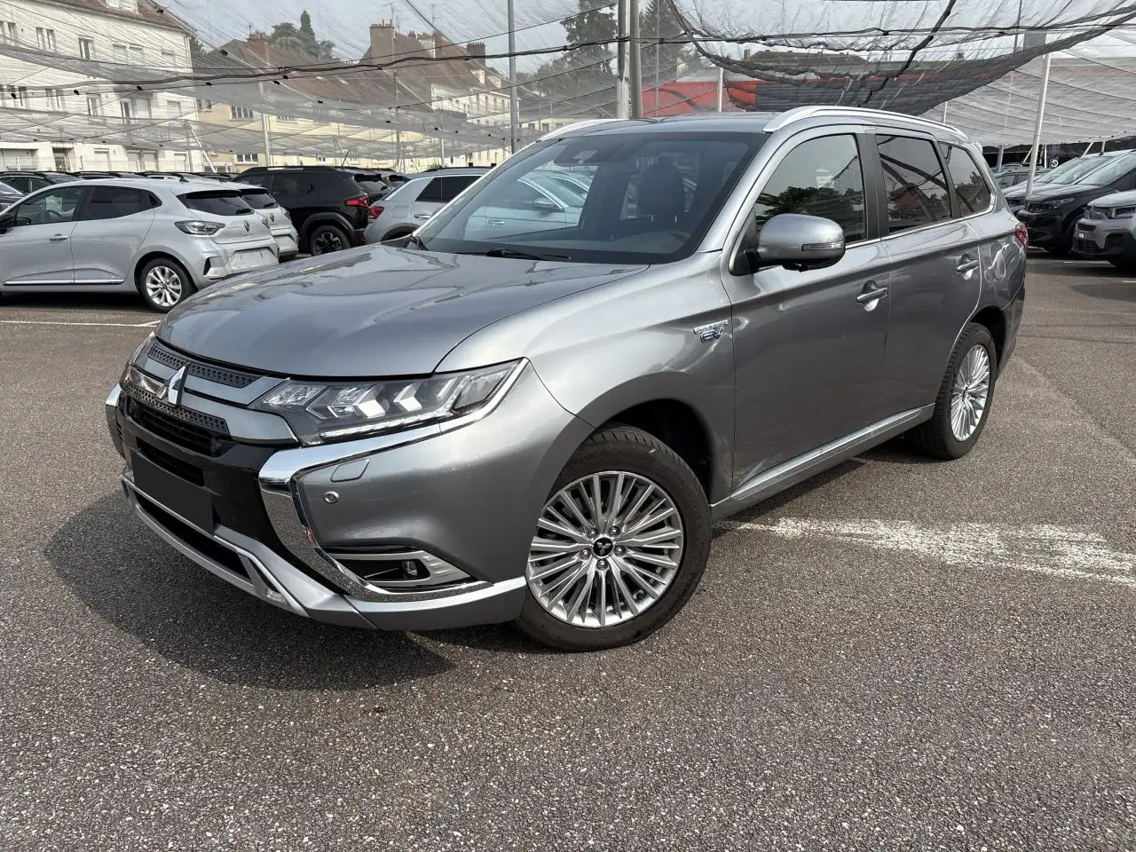 OutlanderIII (2) PHEV TWIN MOTOR 4WD INSTYLE