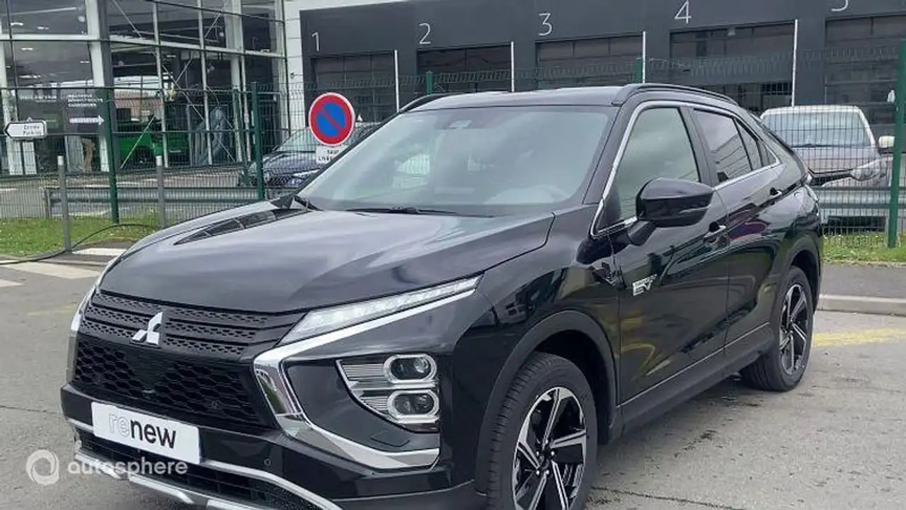 Eclipse Cross2.4 MIVEC PHEV 188ch Business 4WD