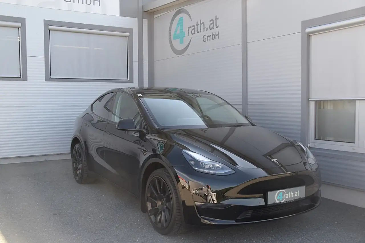 Model YLong Range AWD 75kWh AHK / NETTO: 26.567 €