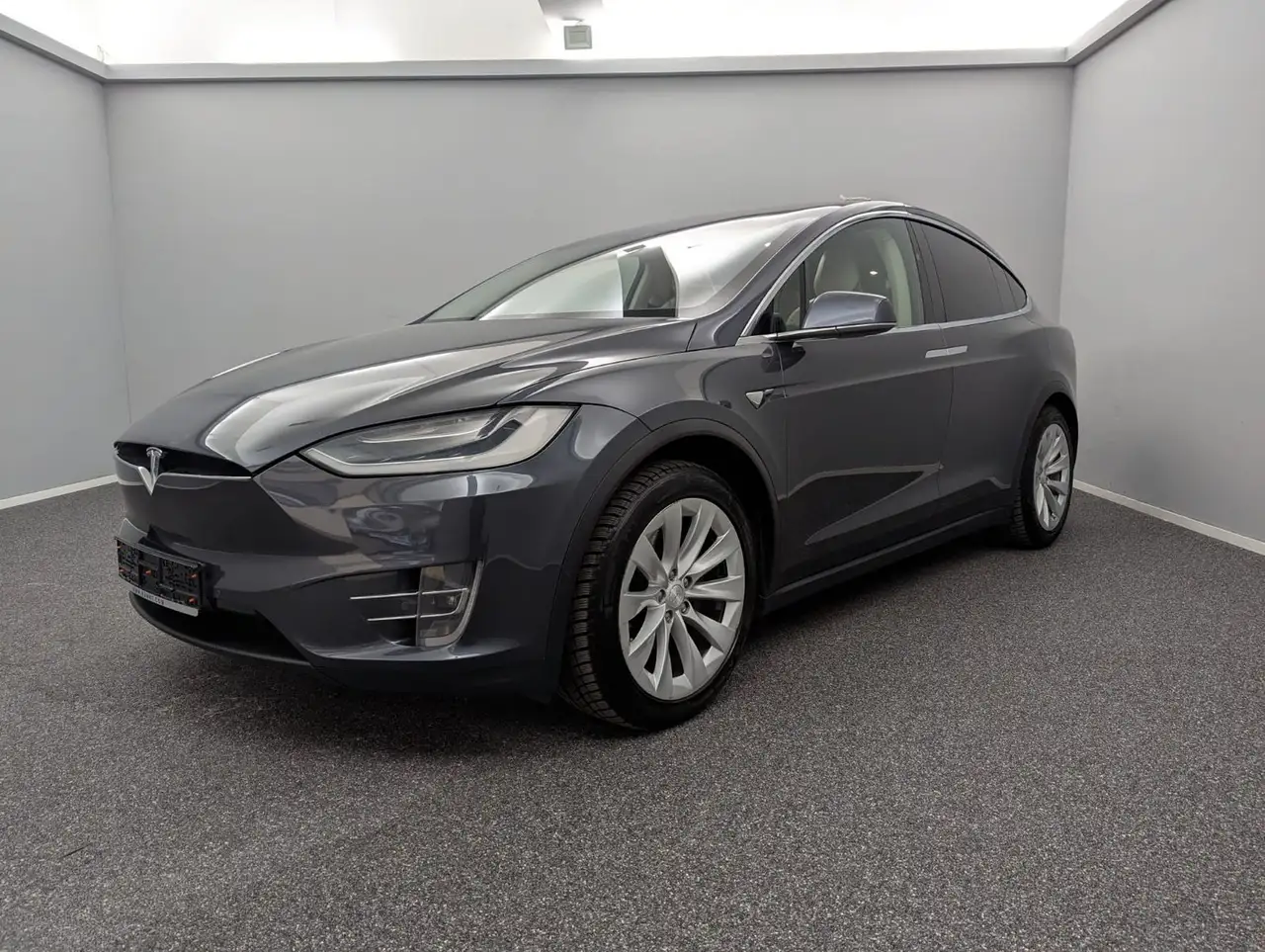 Model X75D*PANO*AUTONOMES FAHREN 2.5*AHK*PREMIU