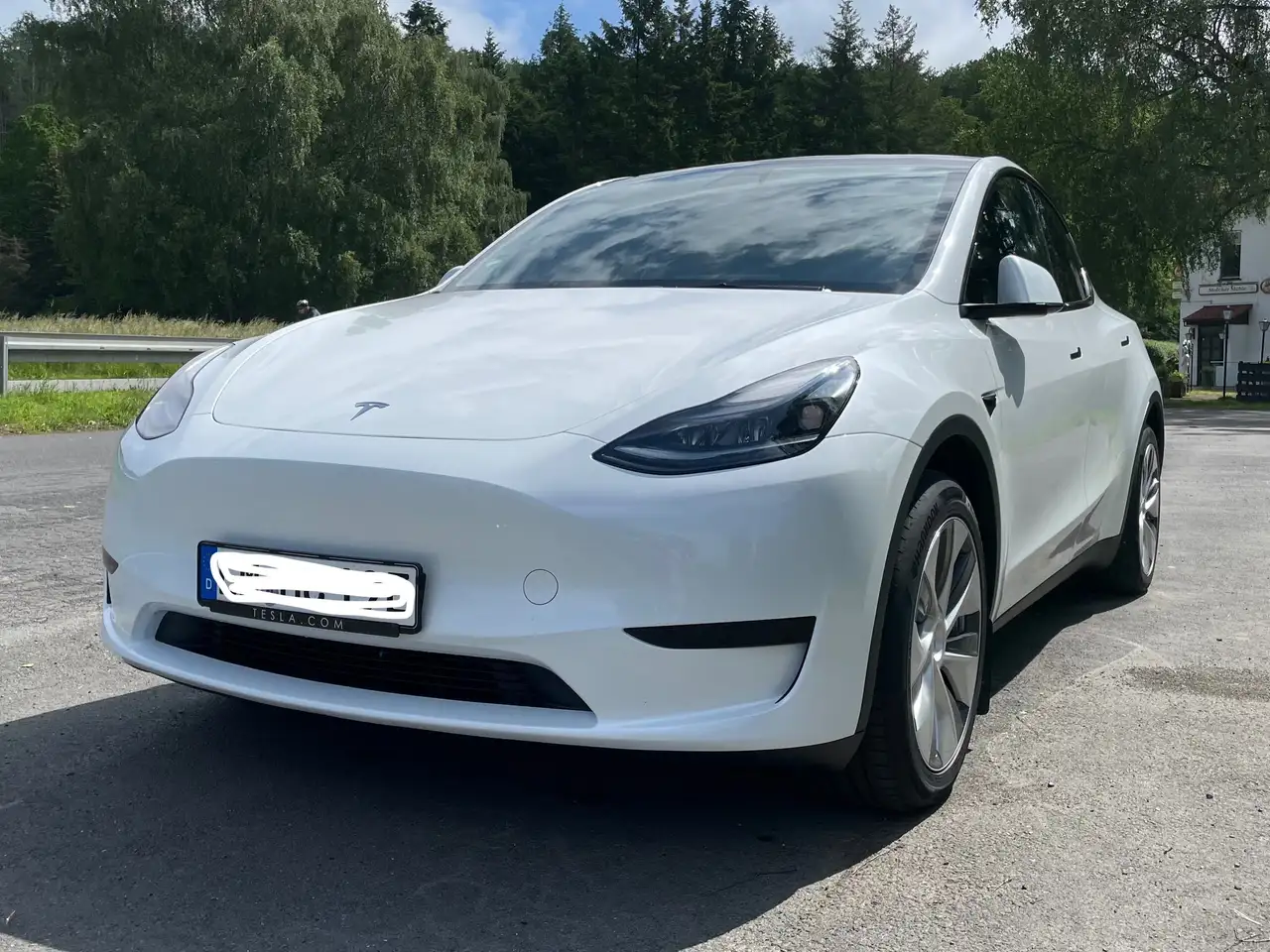 Model YModel Y Long Range AWD mit Enhanced Autopilot