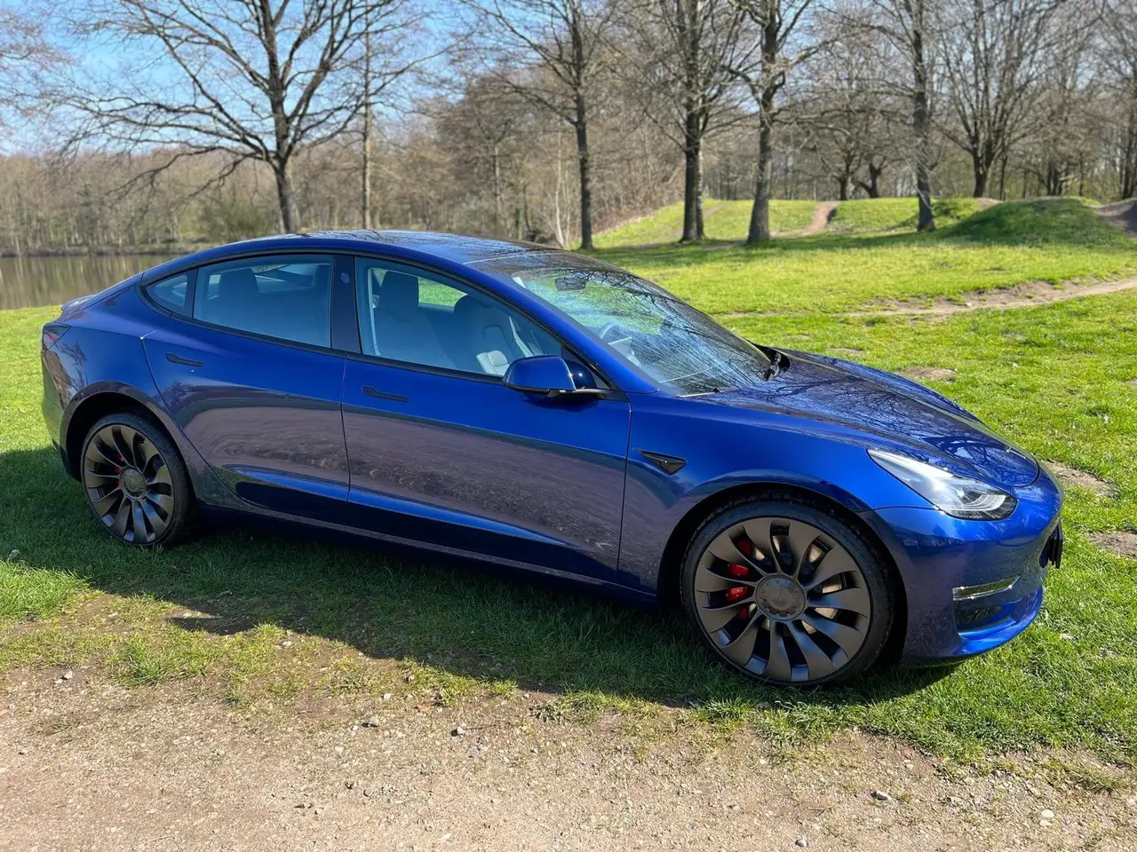 Model 3Model 3 Dual Motor Performance