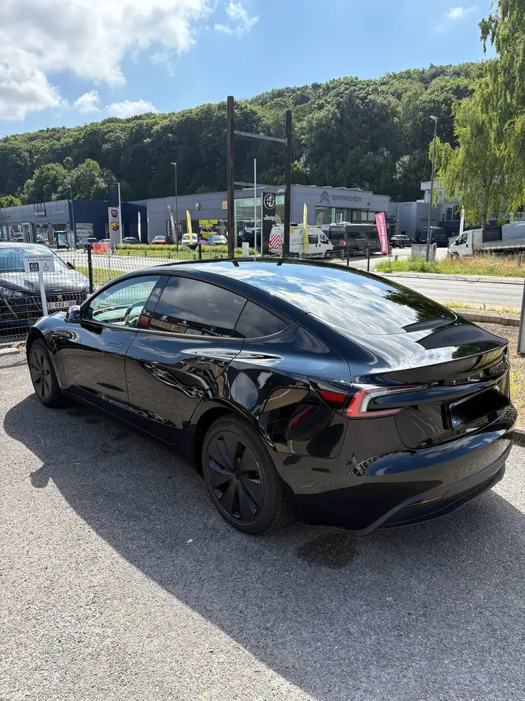 Model 360 kWh RWD Standart Range Premium