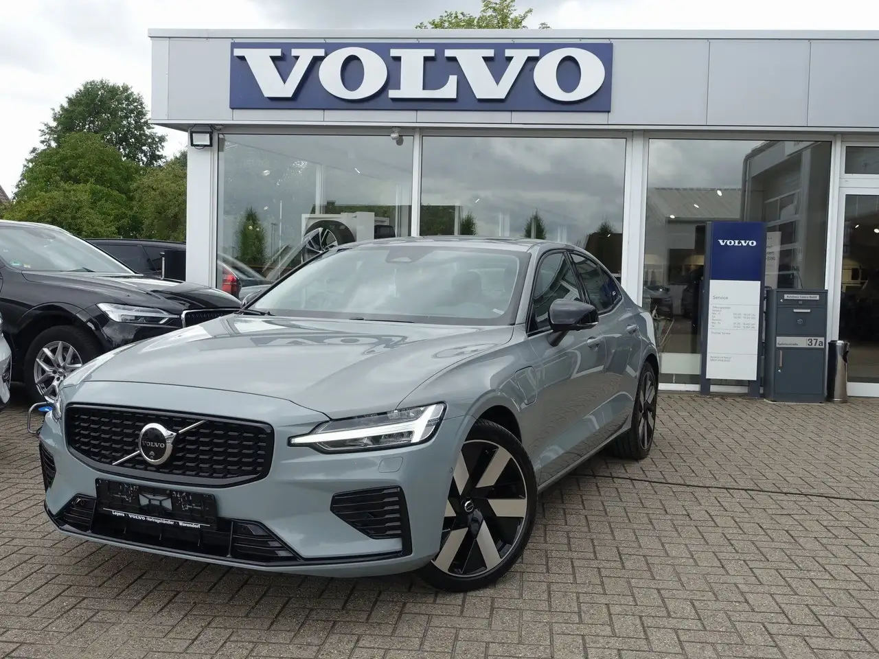 S60Recharge Ultimate T8 AWD/Massage/B&W/360°