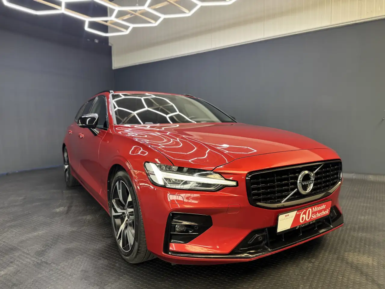 V60R Design*3JGarantie*AppleCarPlay*360Grad*