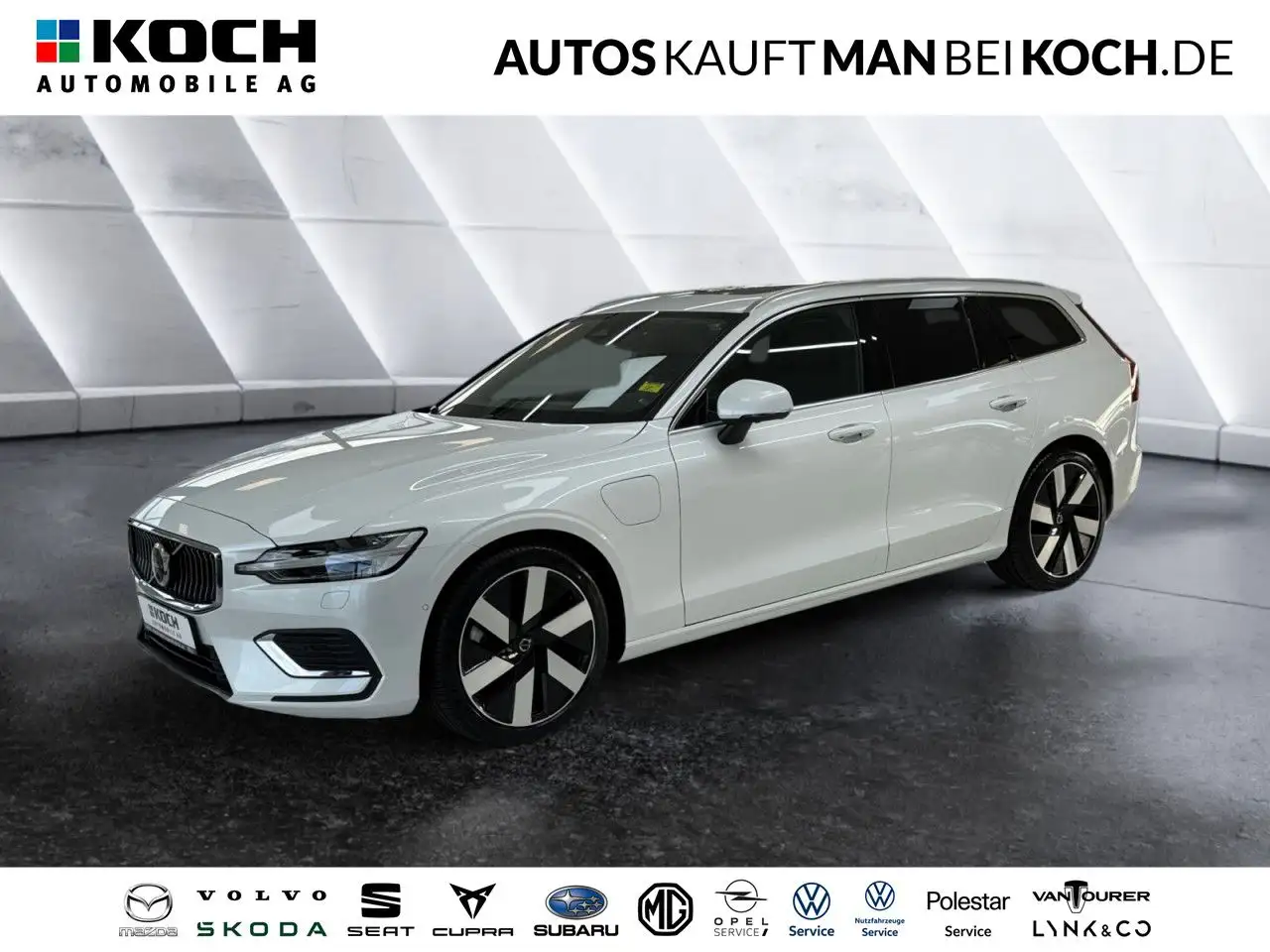 V60T6 Plug-In AWD Plus BLIS ACC 360° PANO Navi