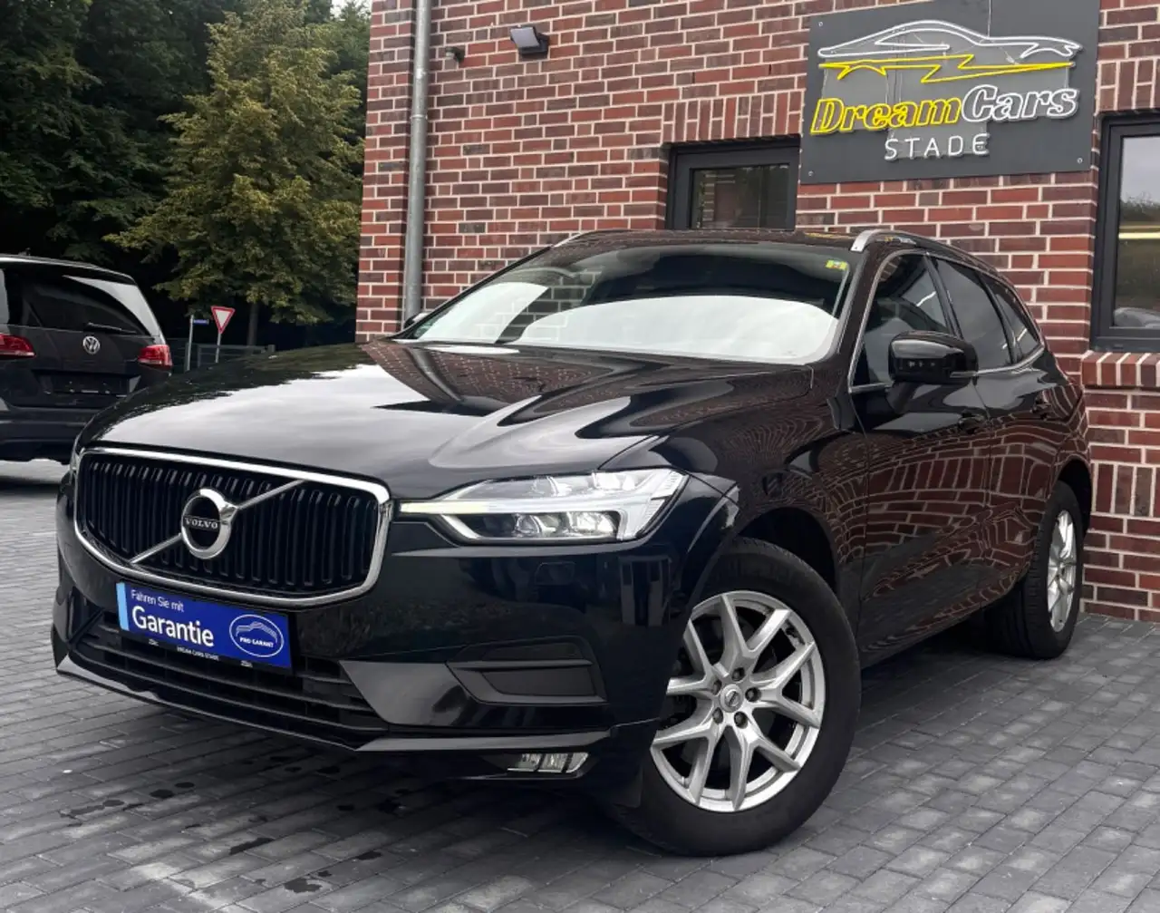 XC60Momentum Pro AWD LED*AHK*RFK*Standhz.*H&K