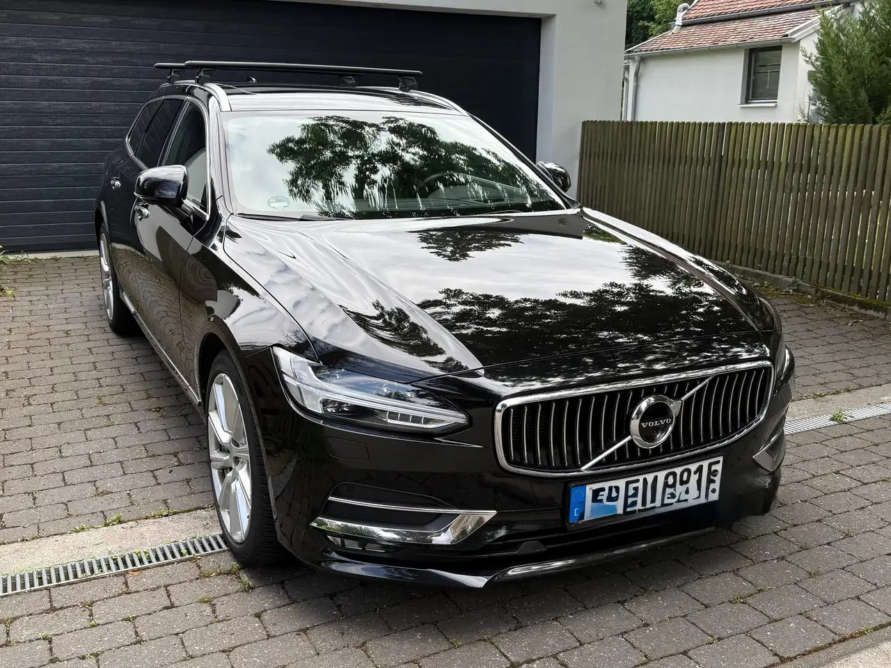 V90V90 Kombi 2.0 Inscription 210 PS
