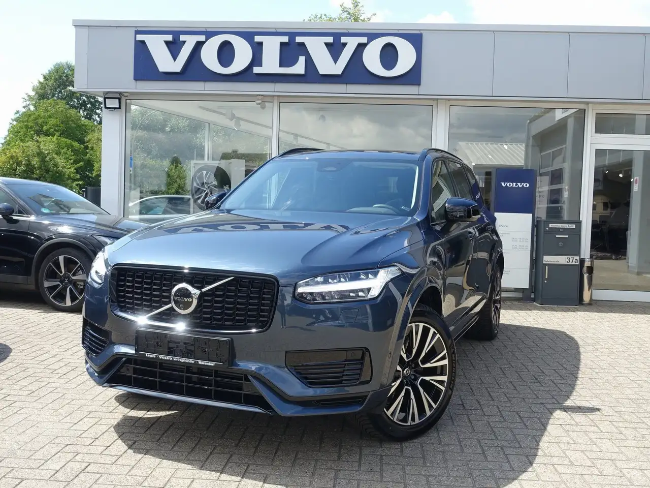 XC90Recharge Plus Dark T8 AWD/AHK/Pano/360°/H&K