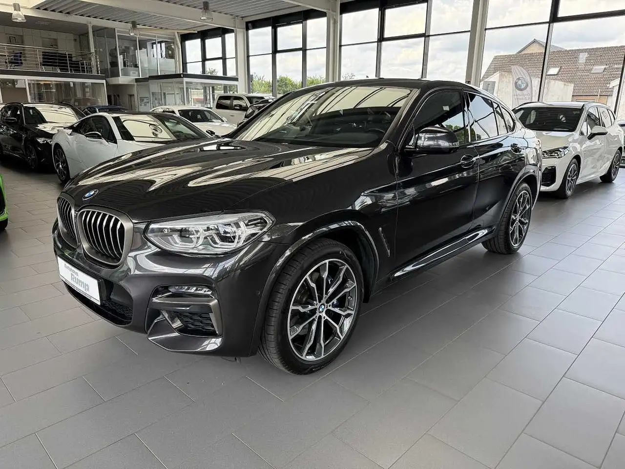 X4M40d Live.Co.Prof | Driving+ | Park+ | HUD | AHK