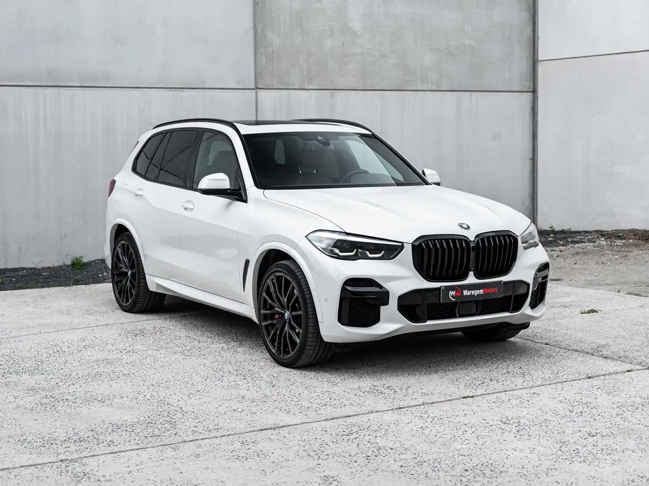 X5X5 45e M-pack 22" Pano Black Pack Comfort seats