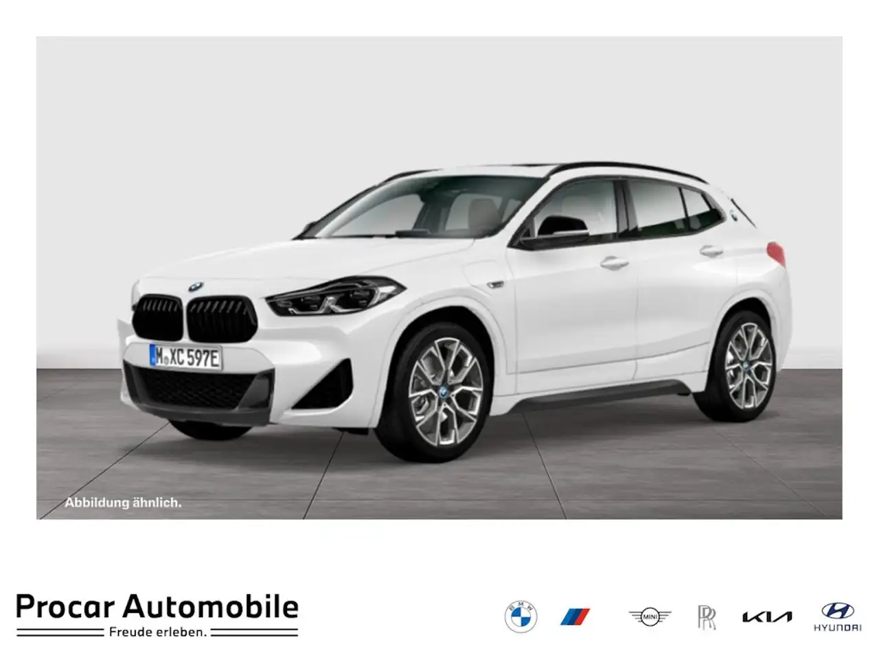 X2xDrive25e M-Sport NaviPlus HuD Pano Kamera