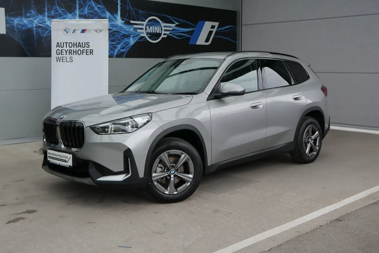 X1X1 xDrive20d