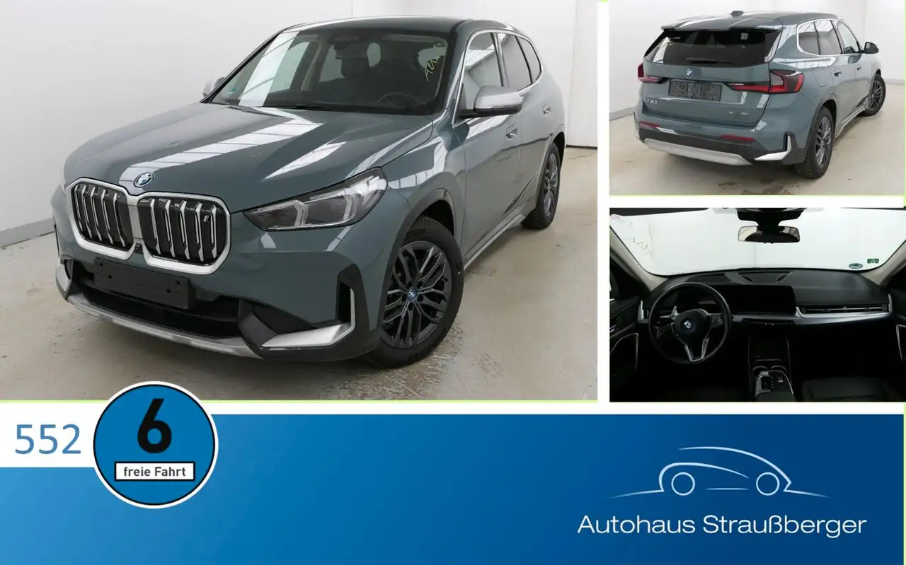 iX130 xDrive xLine ACC 3D View KZU HiFi HuD LED