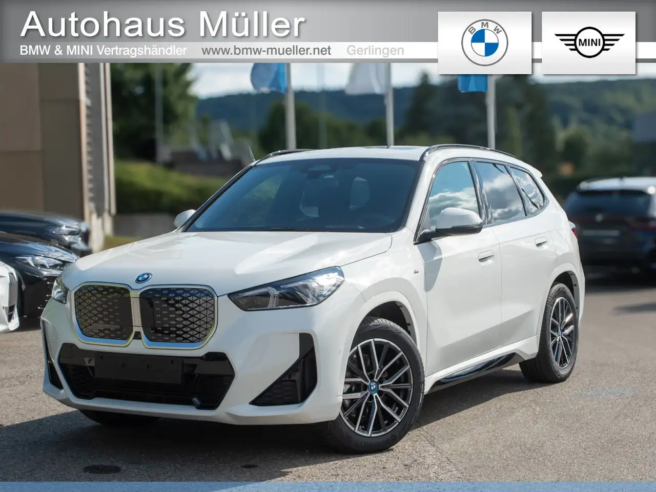 iX1eDrive20 XPRESS 13.050 ERSPARNIS M-Sport HUD
