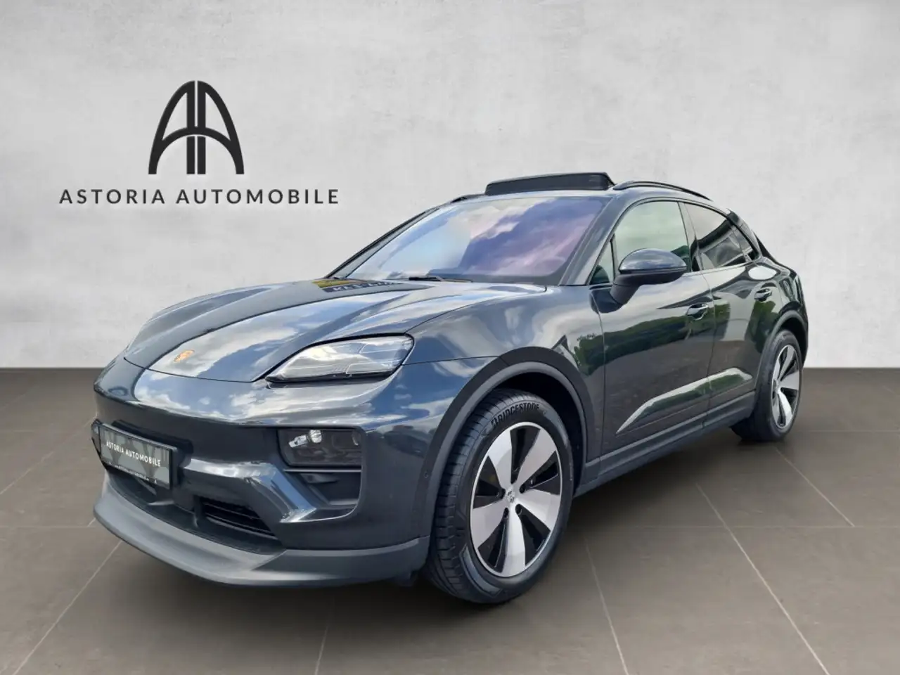 Macan4 InnoDr. Matrix Pano BOSE AHK 14W 360°