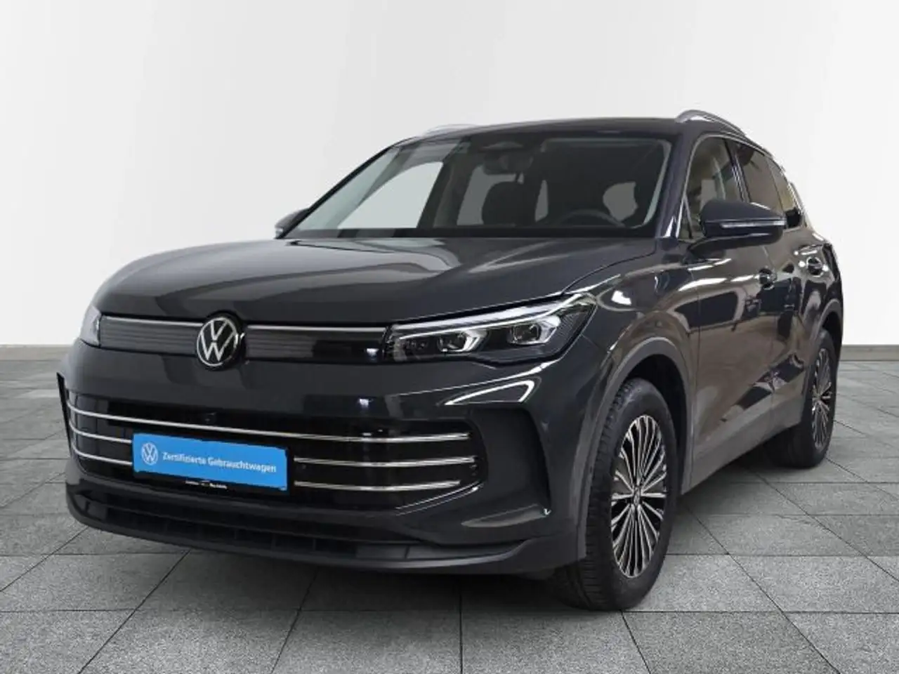 Tiguan1.5 eTSI Elegance MATRIX+NAVI+IQ-DRIVE+AR