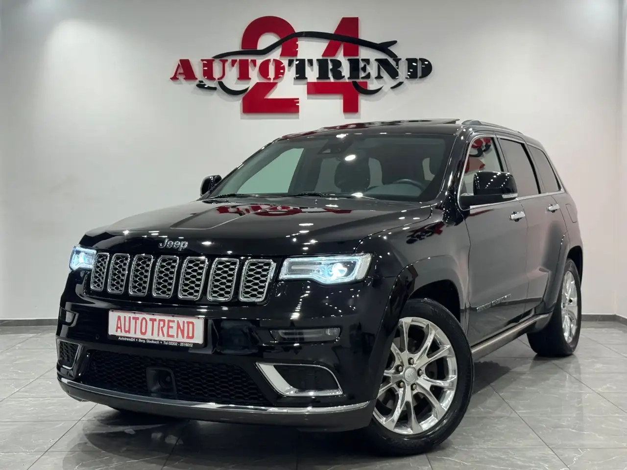 Grand Cherokee3.0 CRD Summit 69TKM PANORAMA+AHK