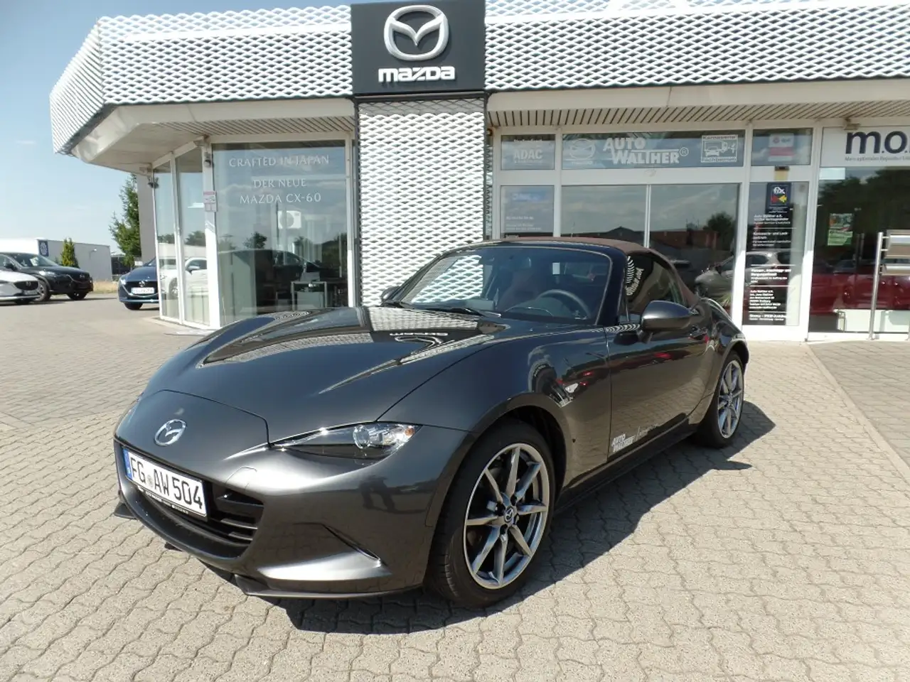MX-52ST 2.0L SKYACTIV G 184ps 6MT RWD KAZARI