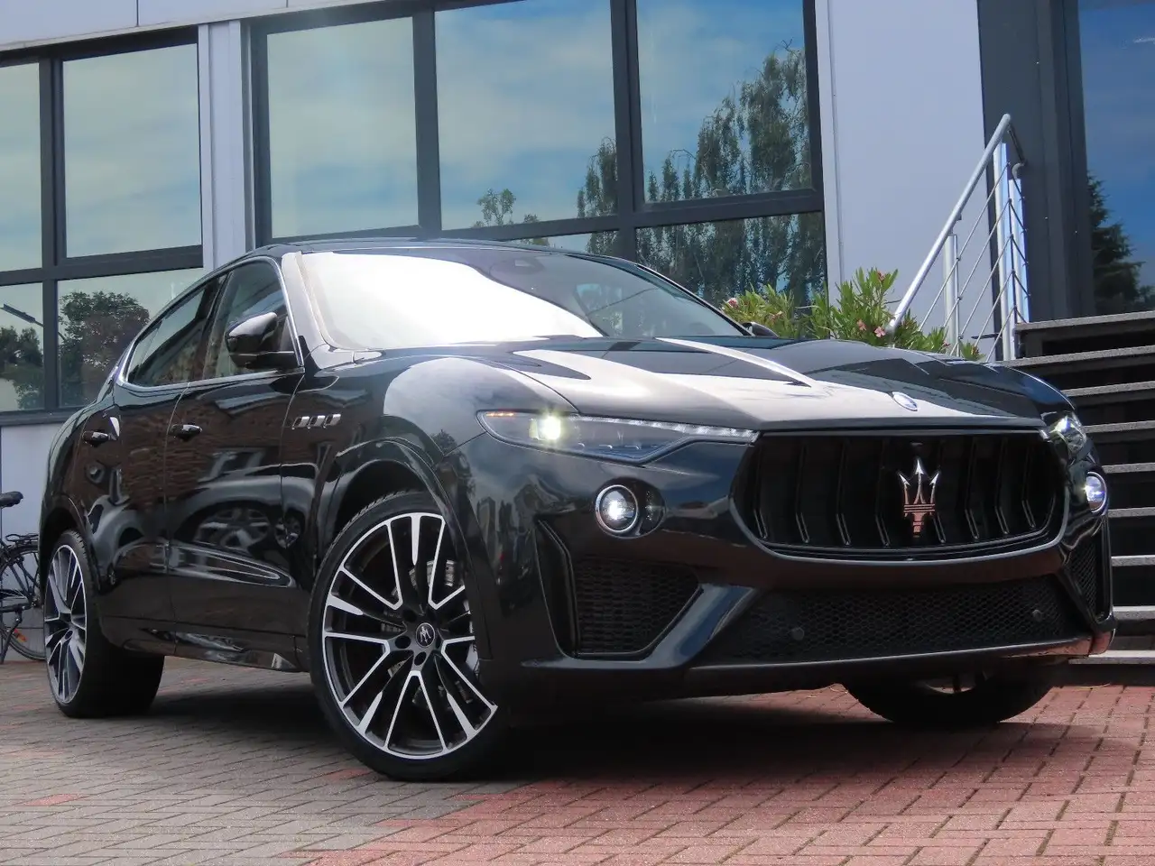 Levante3.8 V8 Trofeo Q4 Auto
