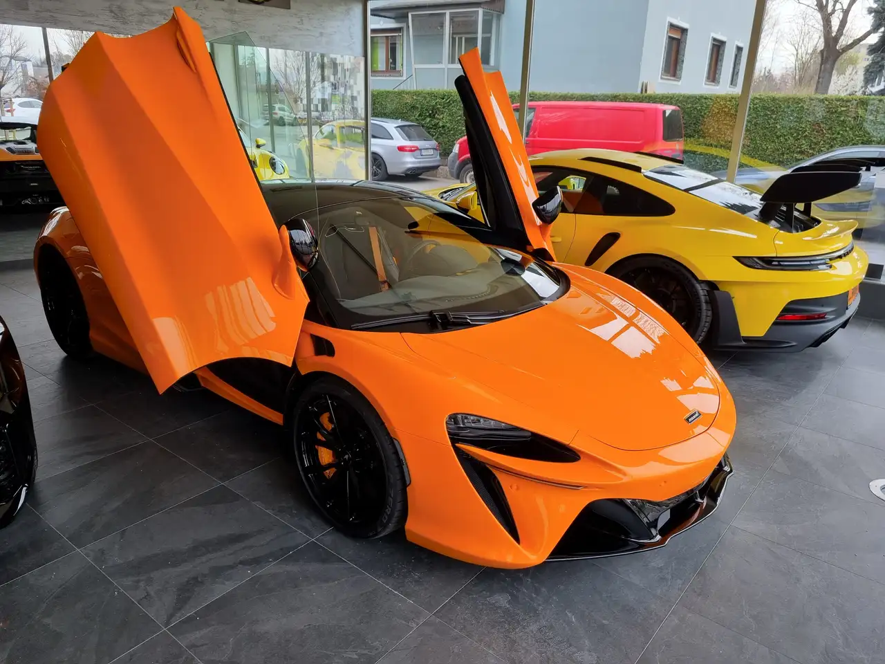 ArturaPerformance Black Paket Lift Sport Auspuff Clubsp.