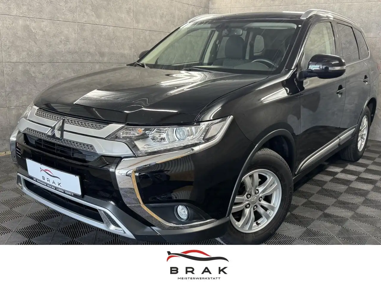 Outlander2.0 Diamant Edition 2WD SHZ*NAVI*DAB