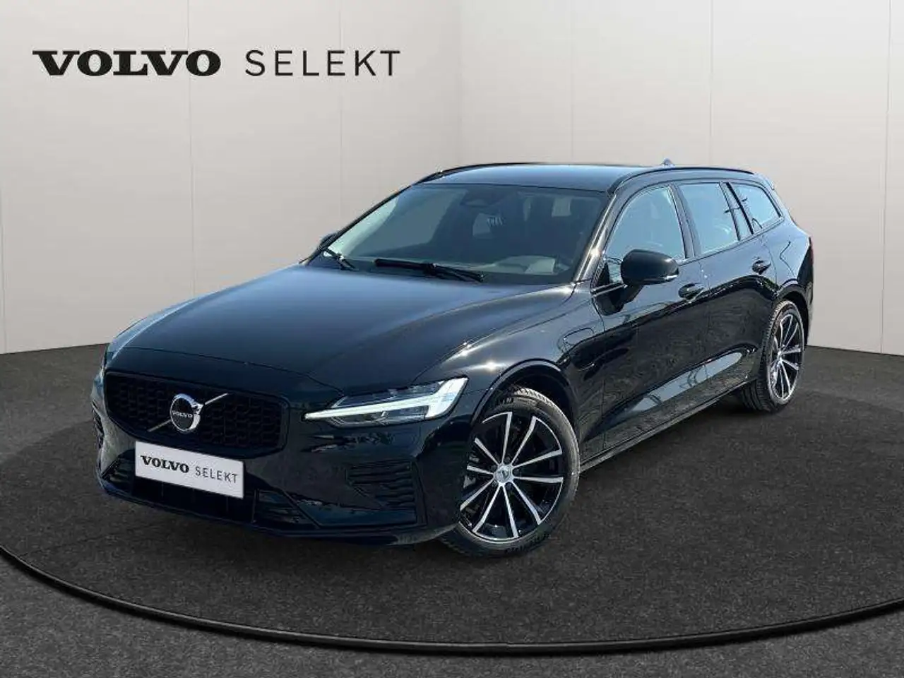 V60T6 AWD Plus Dark / Hybride