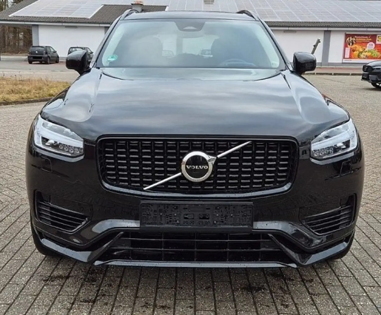 XC90T8 AWD Plug-in Hybrid Ultra Dark