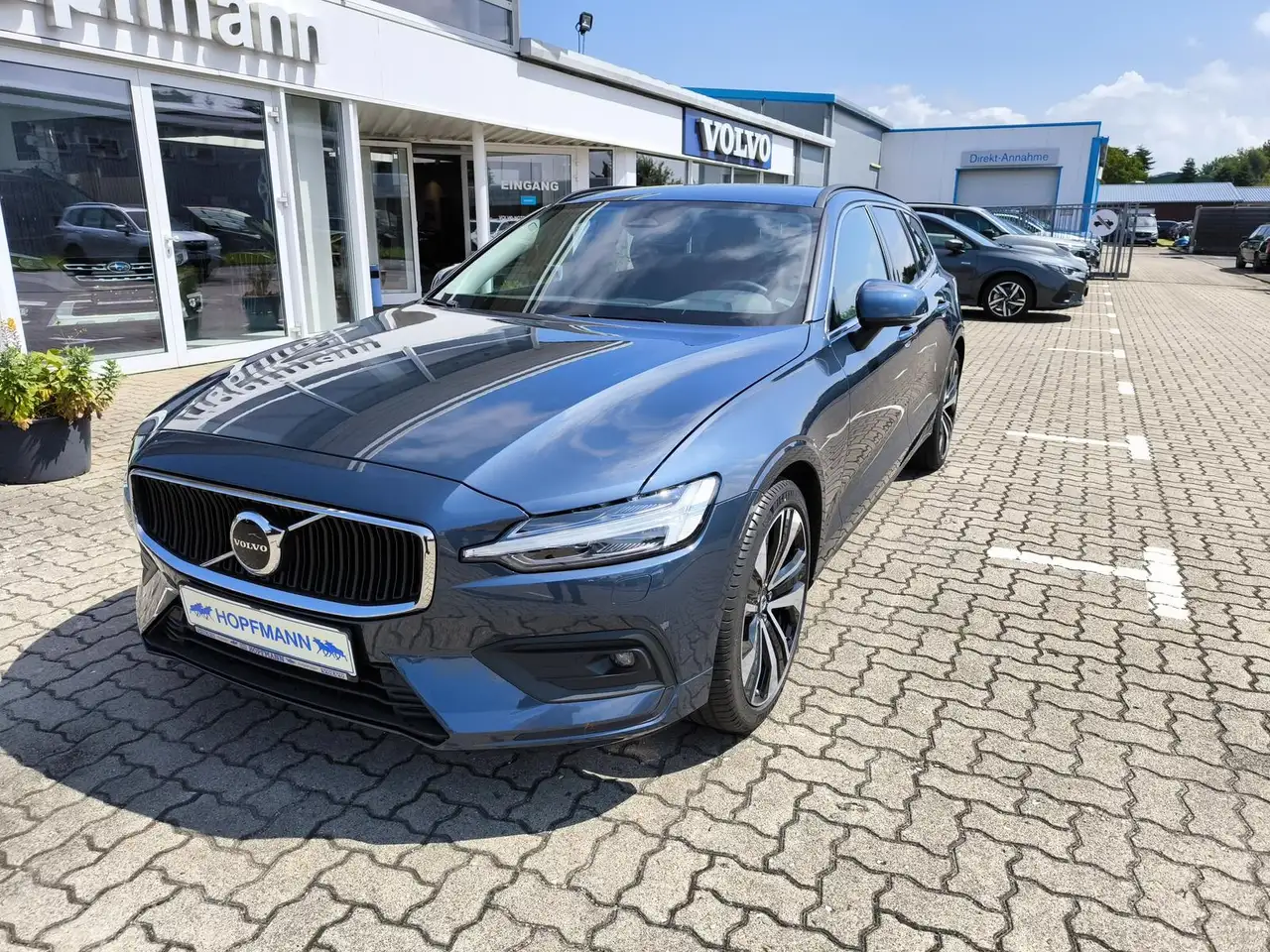 V60B4 (Diesel) Aut. Core / ACC / AHK / Standhzg