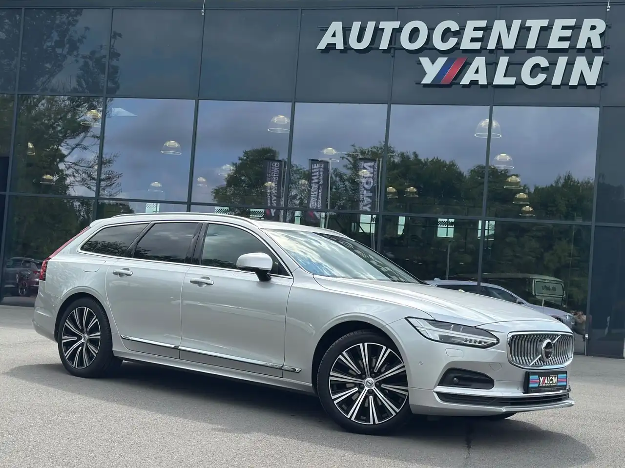 V90B4 D Inscription Geartronic 1.H/ACC/AHK/PANO