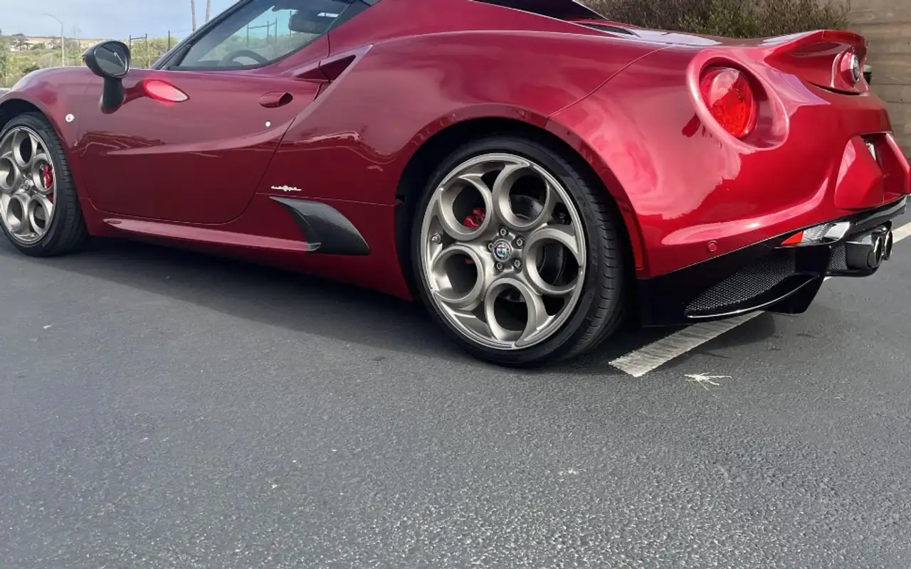 4CSpider 33 Stradale Tributo
