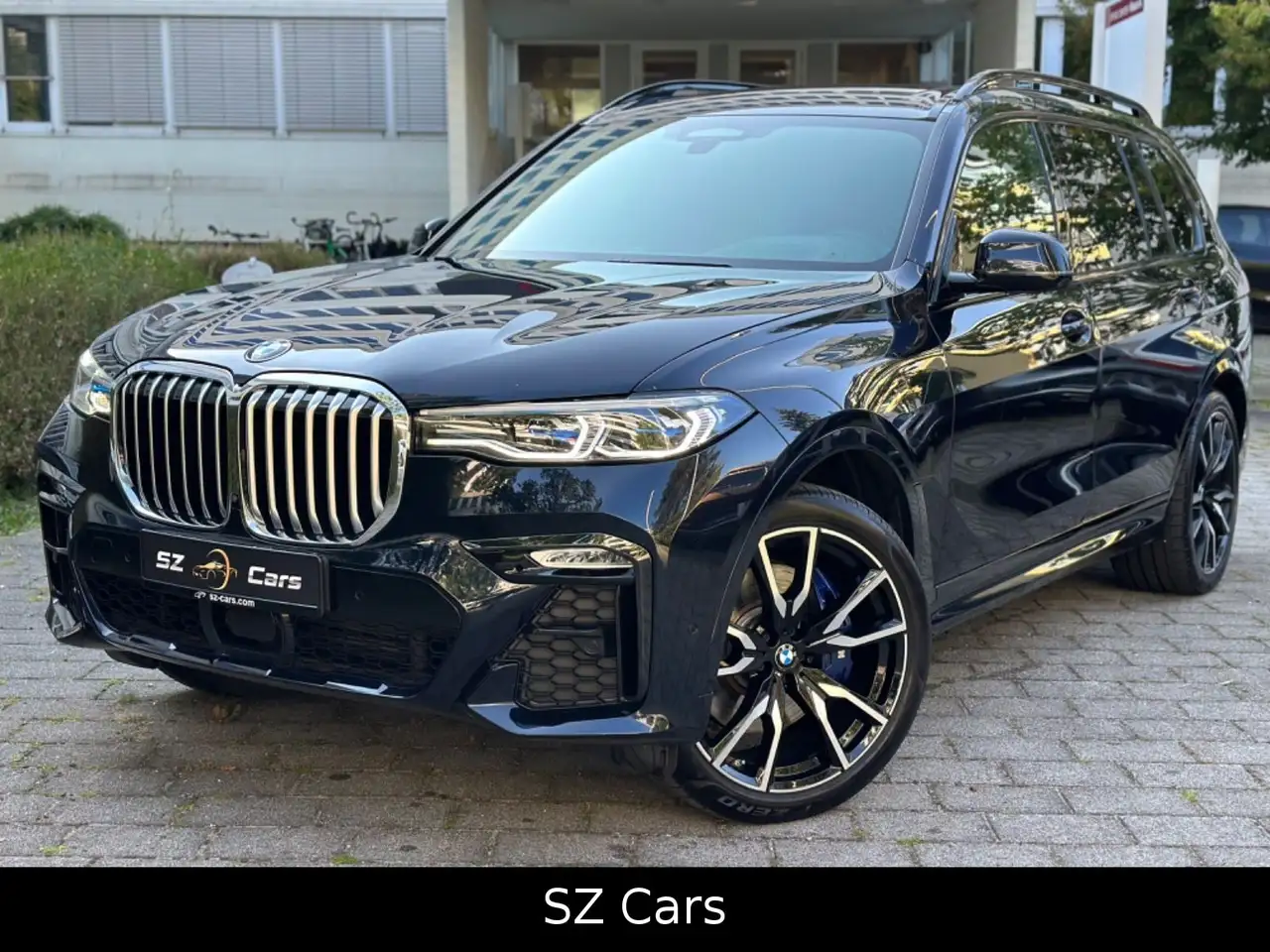 X7xDrive 40i M-Sport*6 Sitzer*AHK*Pano*H&K*