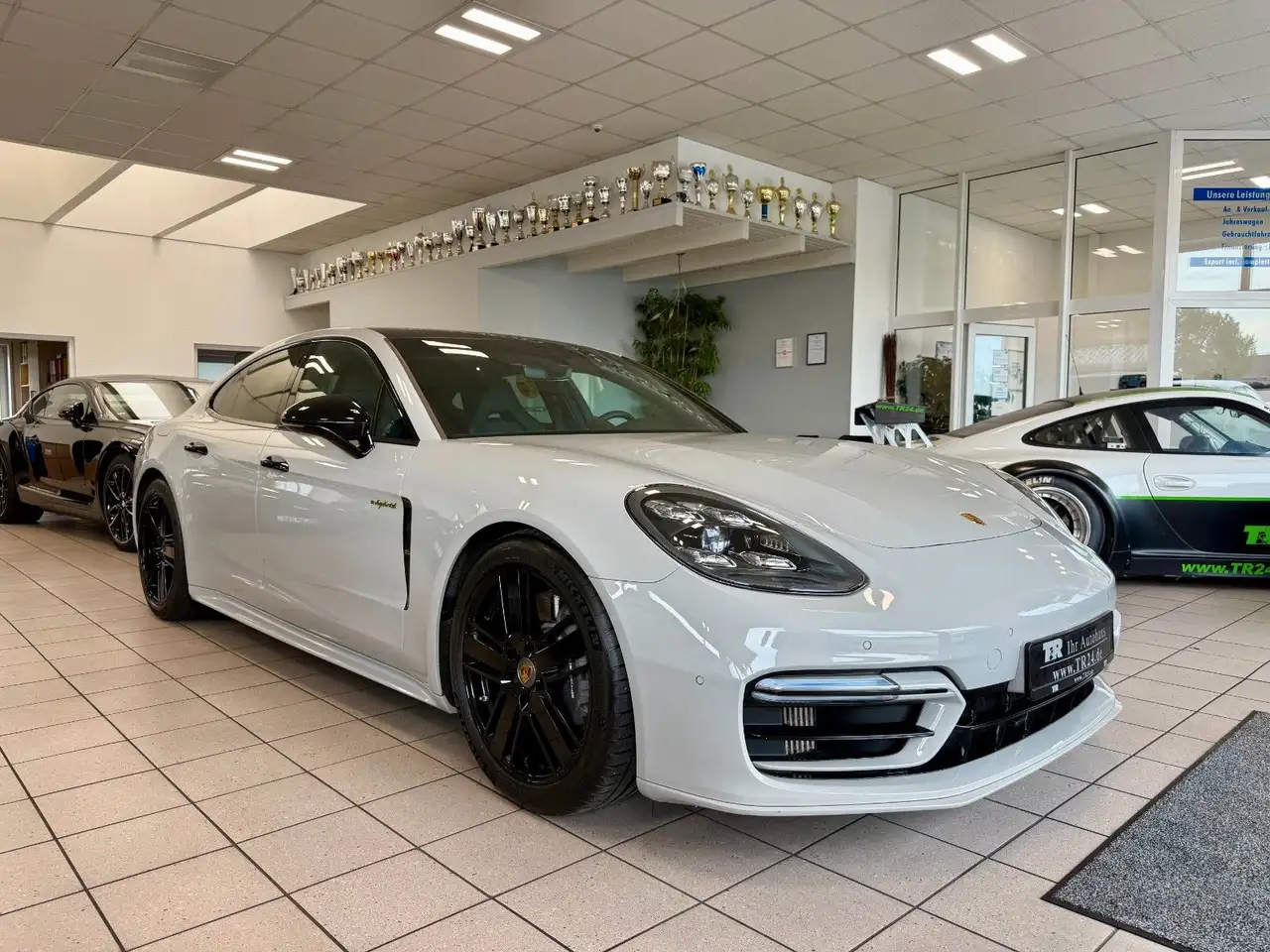 Panamera4 E-Hybrid Platinum Edition SportDesign